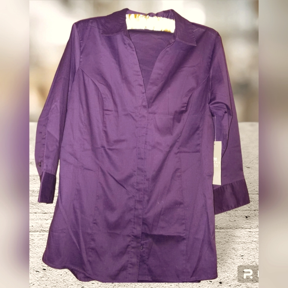 Lee Riders women's NWT V-neck collared button down blouse 3/4 sleeves purple Med